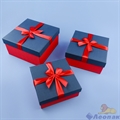 Набор подарочных коробок 3в1 с бантом (210*210*110) Квадрат синий/красная, лента красная - фото 18472